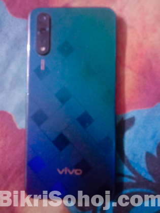 Vivo z1x